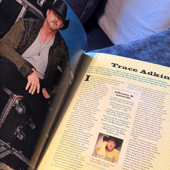 NEW Southern Living cookbook; Country Musics Greatest Eats CMT - Picture 4 of 5